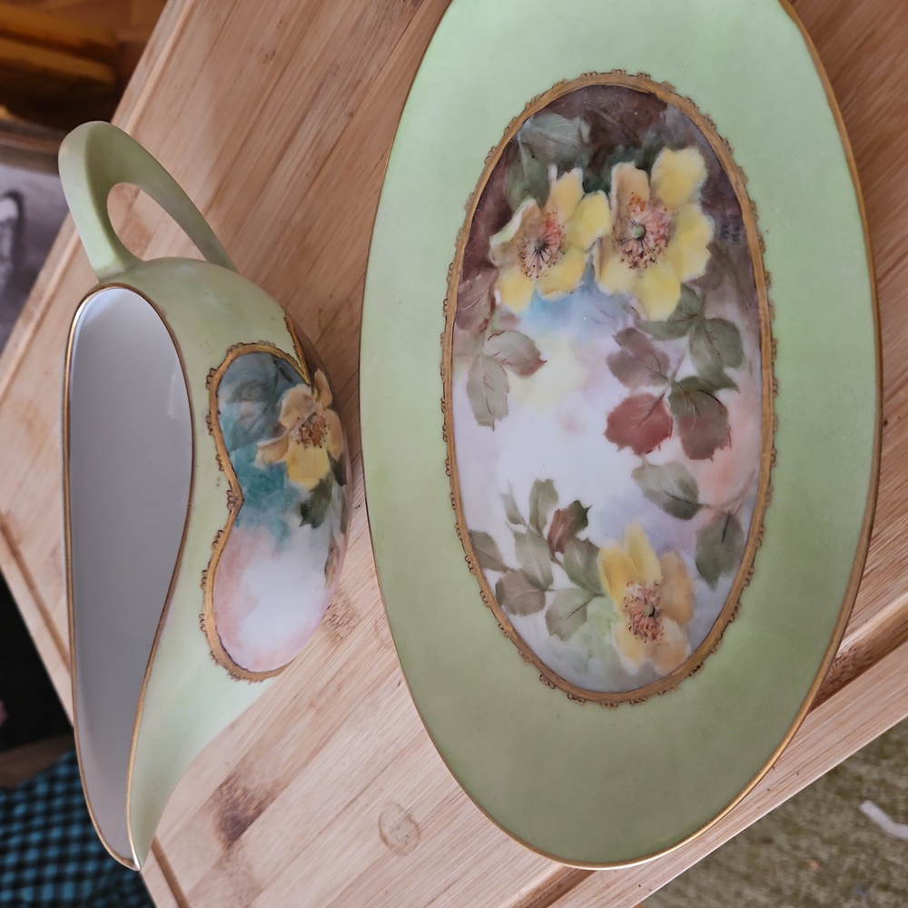 James chatelaine fine china from Japan